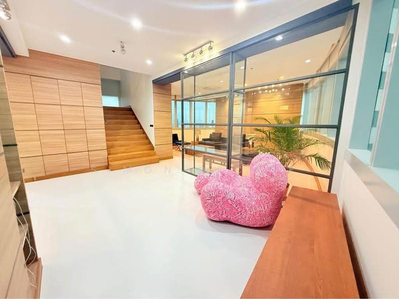 Millennium Residence, Bangkok, Sukhumvit Road, Khlong Toei, Bangkok, 3 Bedrooms, 255 sqm, Condo For Rent, by Simon Decalf, 500518084 - DDproperty.com