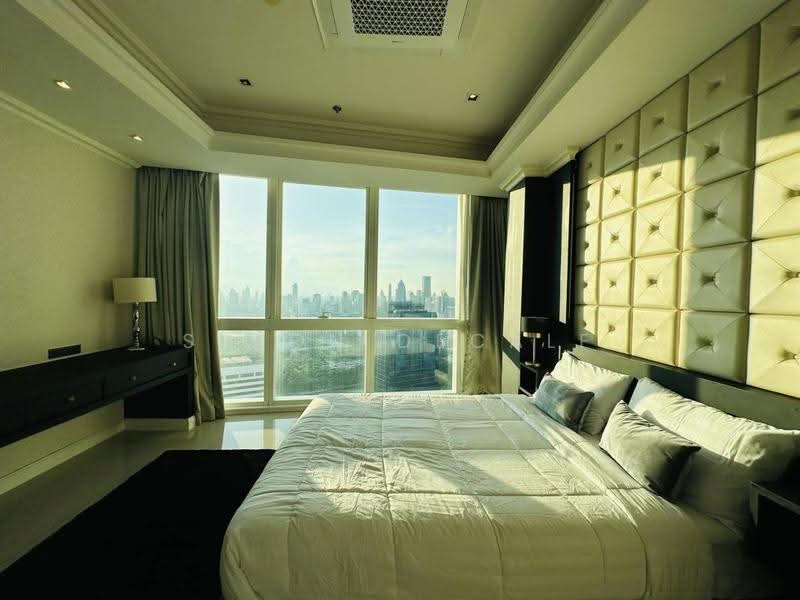 Millennium Residence, Bangkok, Sukhumvit Road, Khlong Toei, Bangkok, 3 Bedrooms, 316 sqm, Condo For Sale, by Simon Decalf, 500518089 - DDproperty.com