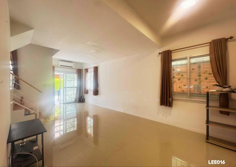 Baan Pruksa Ladkrabang-Suvarnabhumi 3, Samut Prakan, Udomsap Road, Nong Pru, Bang Plee, Samut Prakan, 3 Bedrooms, 100 sqm, Townhouse For Sale, by ภัทรพล ศรีกัลยาณบุตร, 500518103 - DDproperty.com