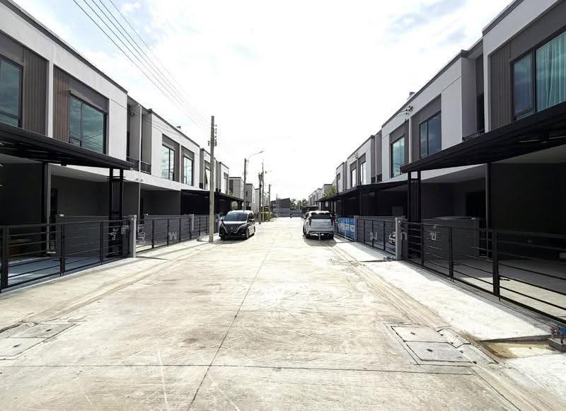 Pleno Sukhumvit-Bangna 3 : พลีโน่ สุขุมวิท-บางนา 3, สมุทรปราการ, 78 ถนนบางนา-ตราด, บางแก้ว, บางพลี, สมุทรปราการ, 140 ตร.ม., ทาวน์เฮ้าส์ ให้เช่า, โดย รัฐพล ศิวาโมกข์, 500518105 - DDproperty.com