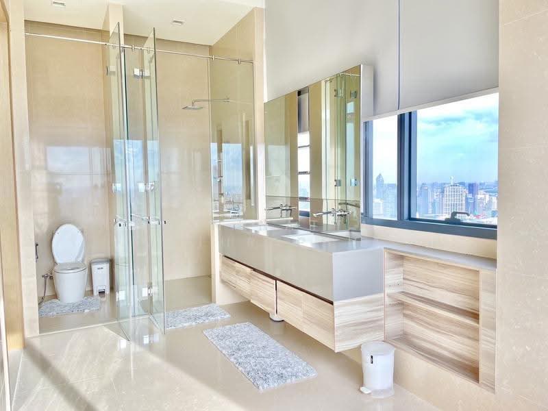 The Esse Asoke, Bangkok, 333 Soi Sukhumvit 21, Sukhumvit Road, Khlongtoei Nua, Watthana, Bangkok, 2 Bedrooms, 158 sqm, Condo For Rent, by Yaninatta Jaturaphut, 500518111 - DDproperty.com