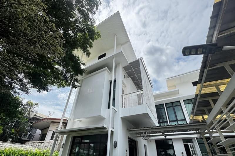 บ้านซอยลาดพร้าววังหิน 52, กรุงเทพ, ถนนลาดพร้าววังหิน, ลาดพร้าว, กรุงเทพ, 120 ตร.ม., บ้านเดี่ยว ขาย, โดย คุณปาล์ม, 500518128 - DDproperty.com