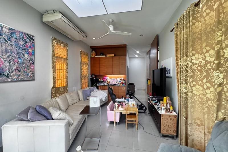 บ้านซอยลาดพร้าววังหิน 52, กรุงเทพ, ถนนลาดพร้าววังหิน, ลาดพร้าว, กรุงเทพ, 120 ตร.ม., บ้านเดี่ยว ขาย, โดย คุณปาล์ม, 500518128 - DDproperty.com