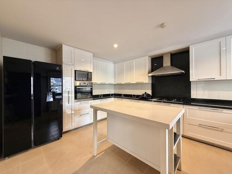 Dera Mansion, Bangkok, 23 Soi Sukhumvit 18, Khlong Toei, Bangkok, 4 Bedrooms, 650 sqm, Apartment For Rent, by Bangkok Residential, 500518132 - DDproperty.com