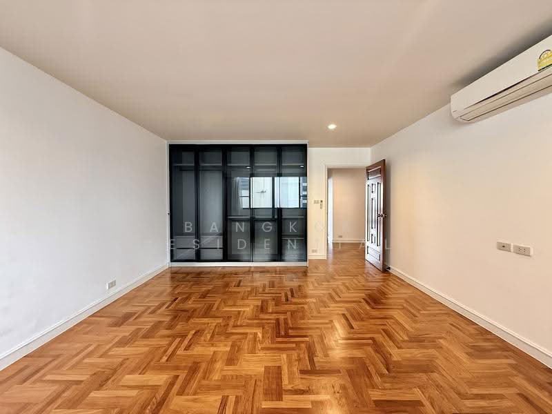 Dera Mansion, Bangkok, 23 Soi Sukhumvit 18, Khlong Toei, Bangkok, 4 Bedrooms, 650 sqm, Apartment For Rent, by Bangkok Residential, 500518132 - DDproperty.com