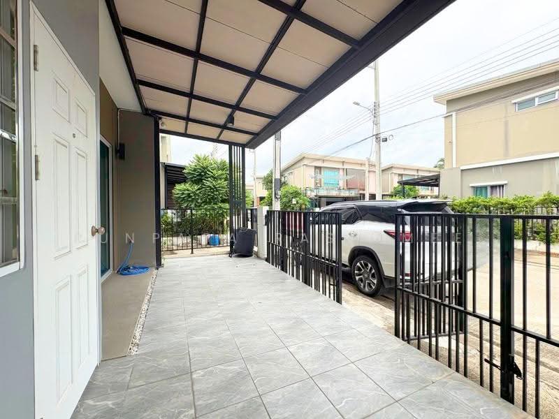 Pruksa Ville 105/1 Ramintra-Phayasuren, Bangkok, Bang Chun, Khlong Sam Wa, Bangkok, 3 Bedrooms, 120 sqm, Townhouse For Sale, by Punpapa Rassamee, 500518209 - DDproperty.com