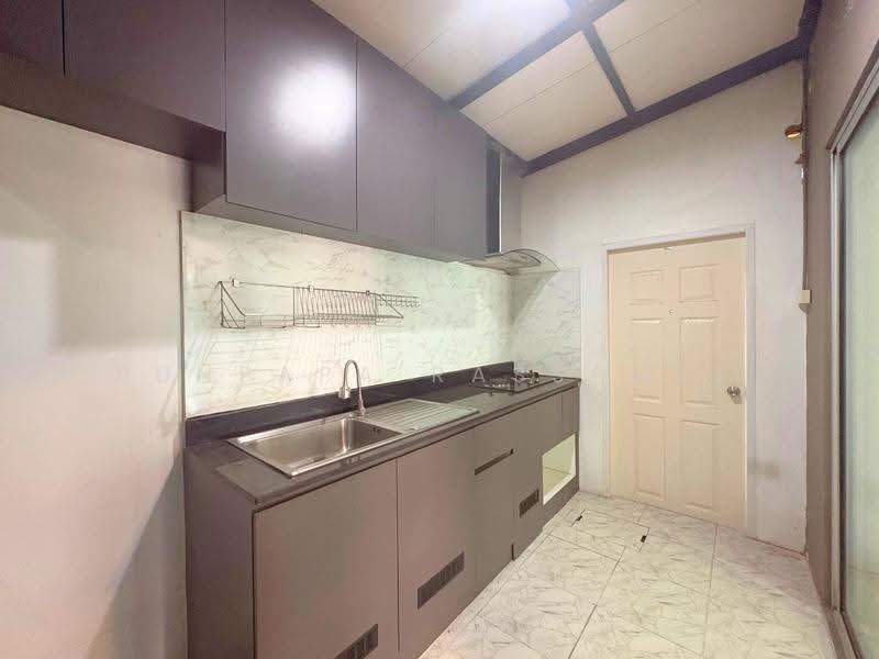 Pruksa Ville 105/1 Ramintra-Phayasuren, Bangkok, Bang Chun, Khlong Sam Wa, Bangkok, 3 Bedrooms, 120 sqm, Townhouse For Sale, by Punpapa Rassamee, 500518209 - DDproperty.com