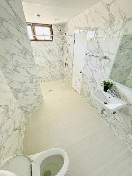 The Waterford Park, Bangkok, Soi Sukhumvit 53, Khlong Tan Nua, Watthana, Bangkok, 2 Bedrooms, 113 sqm, Condo For Rent, by Phoom Imruangsri, 500518218 - DDproperty.com