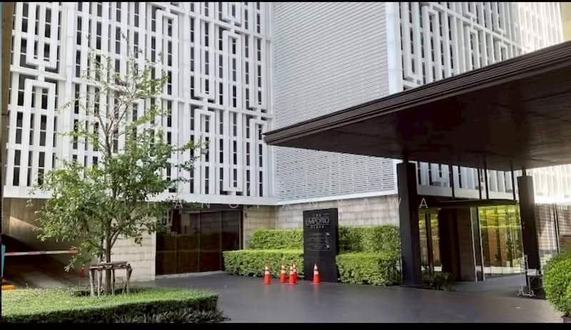 The Emporio Place, Bangkok, 93 Soi Sukhumvit 24, Sukhumvit Road, Khong Tan, Khlong Toei, Bangkok, 1 Bedroom, 65 sqm, Condo For Rent, by Kanin Thangpanyawa, 500518221 - DDproperty.com