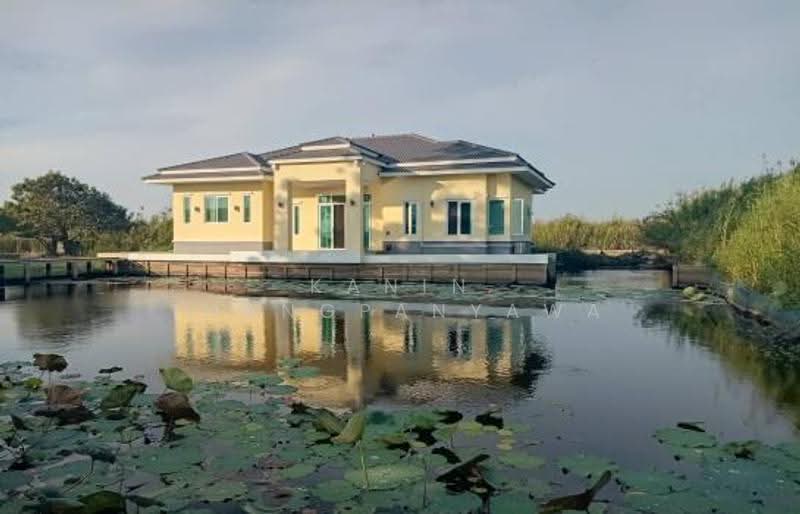 3-BR House, Bangkok, Lam Pla Tiew, Lat Krabang, Bangkok, 3 Bedrooms, 245 sqm, Single Detached House For Sale, by Kanin Thangpanyawa, 500518235 - DDproperty.com