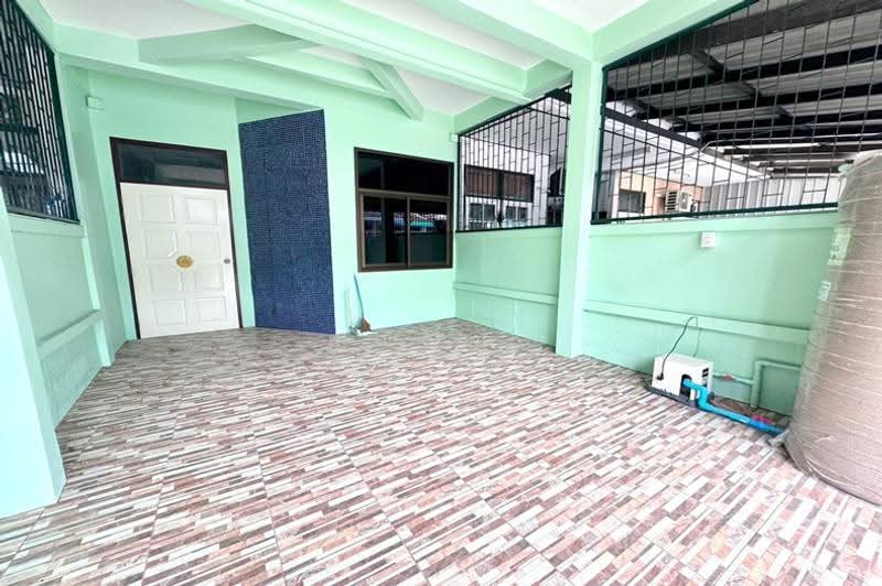 Yoo Charoen พหลโยธิน 40, กรุงเทพ, ถนนพหลโยธิน, เสนานิคม, จตุจักร, กรุงเทพ, 110 ตร.ม., ทาวน์เฮ้าส์ ขาย, โดย คุณปิ่น, 500518257 - DDproperty.com