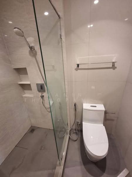 Maru Ekkamai 2, Bangkok, 70-5 Sukhumvit 63 Road, Phra Kanong Nua, Watthana, Bangkok, 1 Bedroom, 30 sqm, Condo For Rent, by Kanin Thangpanyawa, 500518359 - DDproperty.com