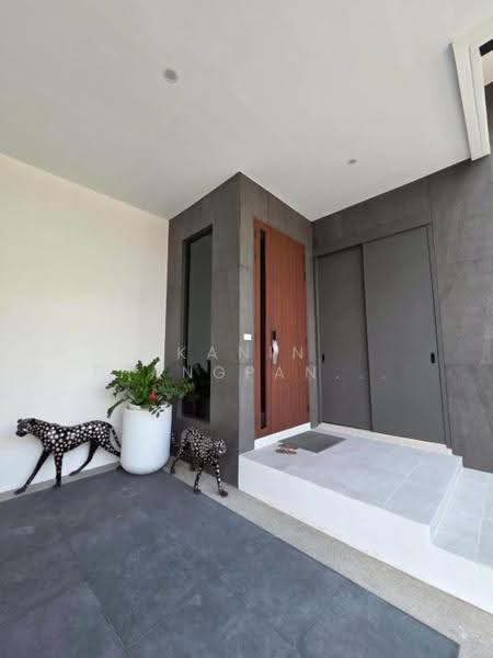 The Honor Yothinpattana, Bangkok, 3 Thanon Pho Kaeo, Khlong Chan, Bang Kapi, Bangkok, 5 Bedrooms, 4 sqm, Single Detached House For Rent, by Kanin Thangpanyawa, 500518372 - DDproperty.com