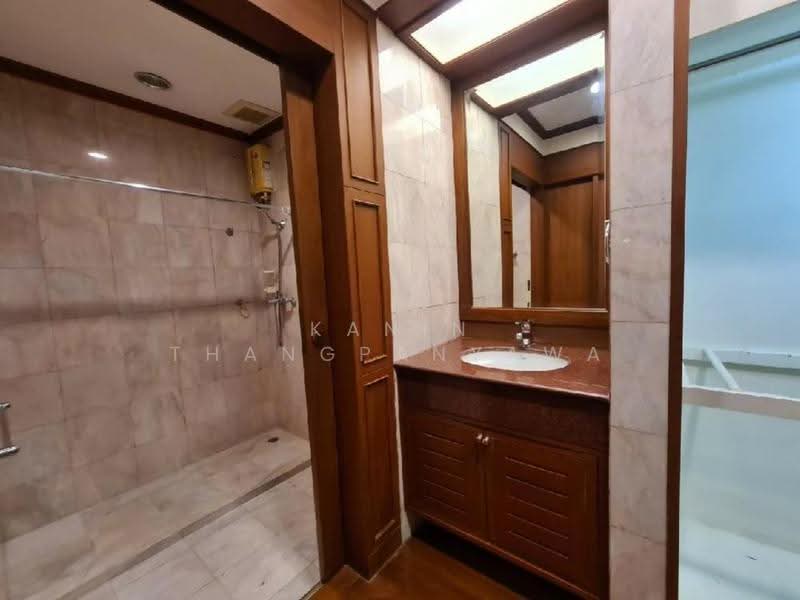 ทาวน์เฮ้าส์ 3-ห้องนอน, กรุงเทพ, อรุณอมรินทร์, บางกอกน้อย, กรุงเทพ, 280 ตร.ม., ทาวน์เฮ้าส์ ขาย, โดย Kanin Thangpanyawa, 500518376 - DDproperty.com