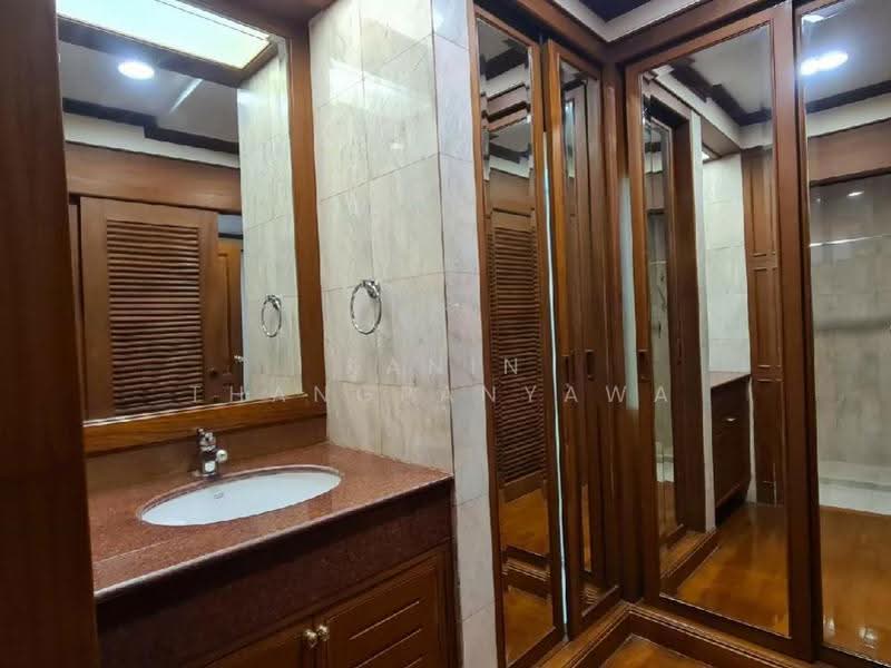 ทาวน์เฮ้าส์ 3-ห้องนอน, กรุงเทพ, อรุณอมรินทร์, บางกอกน้อย, กรุงเทพ, 280 ตร.ม., ทาวน์เฮ้าส์ ขาย, โดย Kanin Thangpanyawa, 500518376 - DDproperty.com