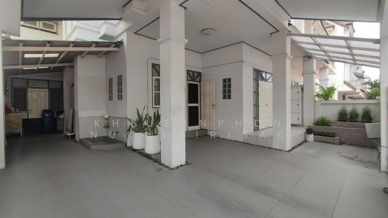 6-BR Semi-detached House, Bangkok, Min Buri, Bangkok, 6 Bedrooms, 300 sqm, Semi-Detached House (Twin House) For Sale, by Khlueanphon Nukulsirisak, 500518422 - DDproperty.com