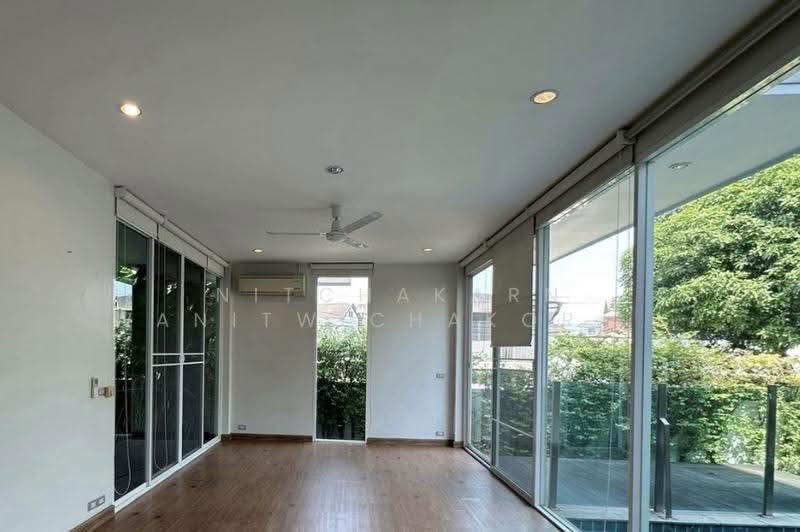 undefined, Bangkok, Saphan Song, Wang Thonglang, Bangkok, 3 Bedrooms, 306 sqm, Villa For Rent, by Nitchakarn Wanitwichakornkit, 500518456 - DDproperty.com