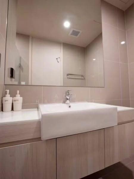 Noble Recole, Bangkok, 77 Soi Sukhumvit 19 Sukhumvit Road, Khlongtoei Nua, Watthana, Bangkok, 1 Bedroom, 35 sqm, Condo For Rent, by Aom Hatairat, 500518489 - DDproperty.com