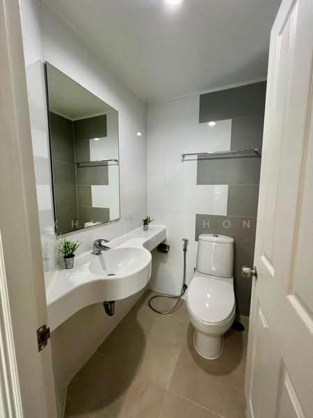 Lumpini Place Rama 4-Kluaynamthai, Bangkok, 4004 Rama 4 Road, Phra Kanong, Khlong Toei, Bangkok, 1 Bedroom, 28 sqm, Condo For Sale, by Khlueanphon Nukulsirisak, 500518495 - DDproperty.com
