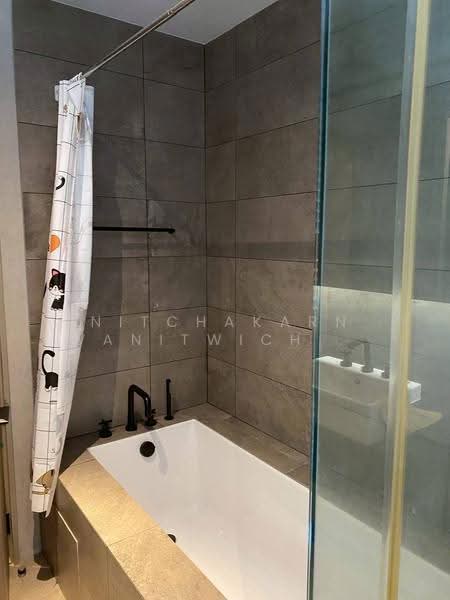 The Lofts Asoke, Bangkok, Sukhumvit 21 Road, Khlongtoei Nua, Watthana, Bangkok, 2 Bedrooms, 74 sqm, Condo For Rent, by Nitchakarn Wanitwichakornkit, 500518500 - DDproperty.com