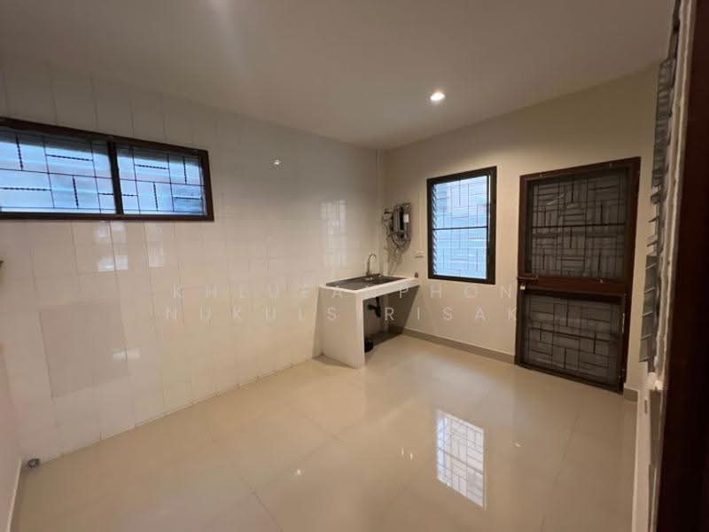 บ้าน 3-ห้องนอน, กรุงเทพ, ออเงิน, สายไหม, กรุงเทพ, 220 ตร.ม., บ้านเดี่ยว ขาย, โดย Khlueanphon Nukulsirisak, 500518506 - DDproperty.com
