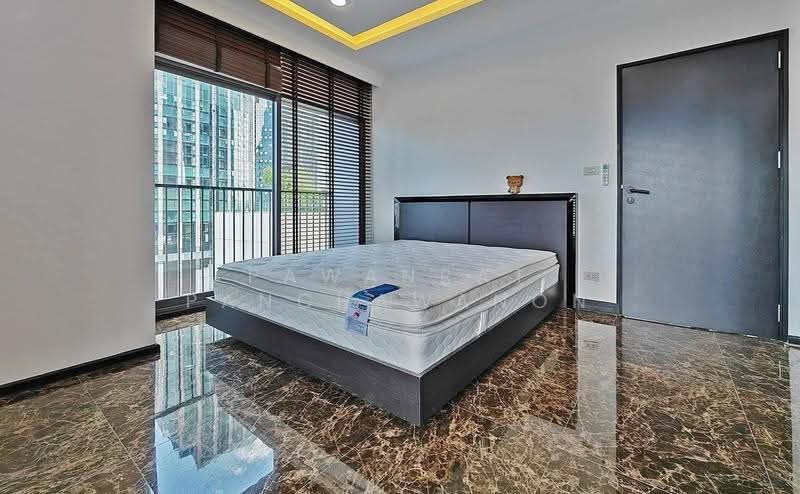 Noble Remix, Bangkok, 772 Soi Sukhumvit 36, Sukhumvit Road, Khong Tan, Khlong Toei, Bangkok, 1 Bedroom, 63 sqm, Condo For Rent, by Pawanrat Panchawanon, 500518530 - DDproperty.com