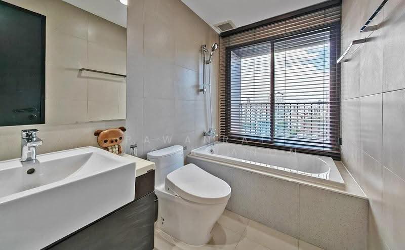 Noble Remix, Bangkok, 772 Soi Sukhumvit 36, Sukhumvit Road, Khong Tan, Khlong Toei, Bangkok, 1 Bedroom, 63 sqm, Condo For Rent, by Pawanrat Panchawanon, 500518530 - DDproperty.com
