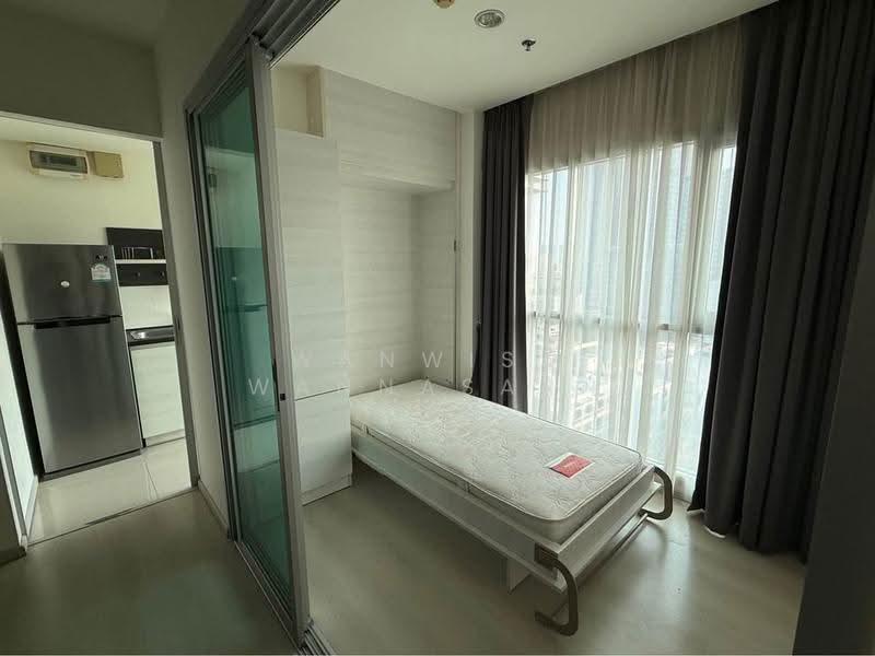 Life Ratchadapisek, Bangkok, 279 Ratchadapisaek Road, Huai Khwang, Bangkok, 2 Bedrooms, 46 sqm, Condo For Rent, by Wanwisa Wannasarn, 500518542 - DDproperty.com