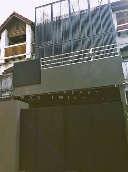 5-BR Townhouse, Bangkok, Bang Kapi, Huai Khwang, Bangkok, 5 Bedrooms, 350 sqm, Townhouse For Rent, by Nitchakarn Wanitwichakornkit, 500518573 - DDproperty.com