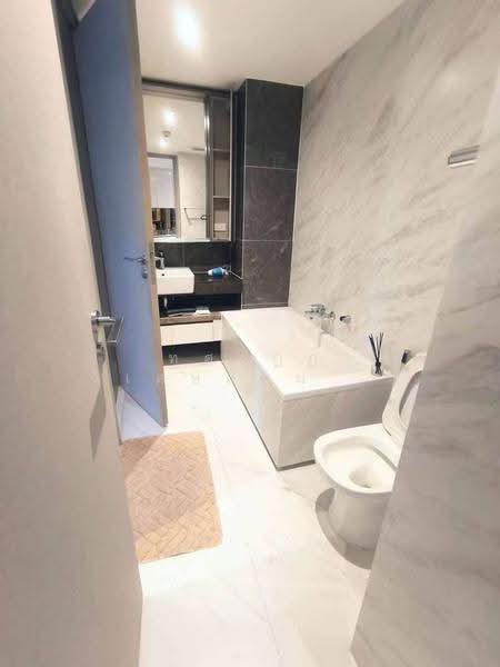 Fynn Asoke, Bangkok, 28 Sukhumvit 10 Alley, Khlong Toei, Bangkok, 2 Bedrooms, 42 sqm, Condo For Rent, by ทศวัฏฏ์ วิเศษสัมมาพันธ์, 500518598 - DDproperty.com