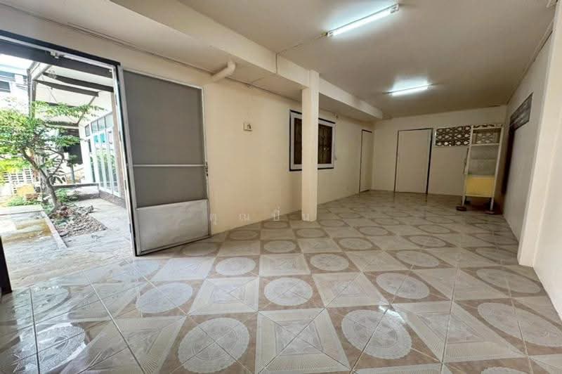 ซอยลาดพร้าว 110, Bangkok, ถนนลาดพร้าว, Phlapphla, Wang Thonglang, Bangkok, 4 Bedrooms, 200 sqm, Single Detached House For Sale, by คุณปิ่น, 500518613 - DDproperty.com