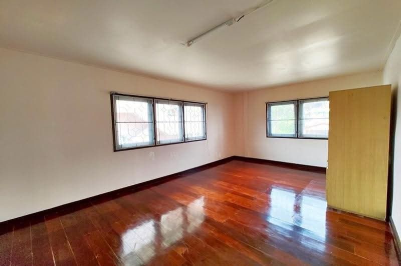 ซอยลาดพร้าว 110, Bangkok, ถนนลาดพร้าว, Phlapphla, Wang Thonglang, Bangkok, 4 Bedrooms, 200 sqm, Single Detached House For Sale, by คุณปิ่น, 500518613 - DDproperty.com
