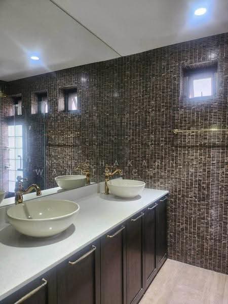 undefined, Bangkok, Chong Nonsi, Yan Nawa, Bangkok, 5 Bedrooms, 400 sqm, Townhouse For Rent, by Nitchakarn Wanitwichakornkit, 500518625 - DDproperty.com