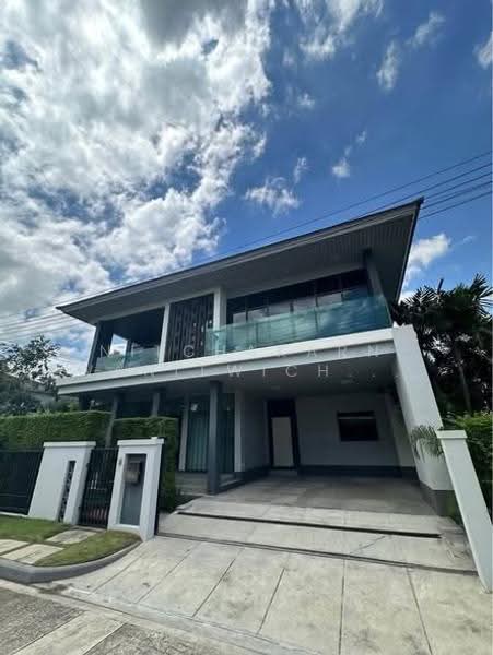 Setthasiri Pattanakarn, Bangkok, Phatthanakan-Onnut Road (New Cut), Prawet, Bangkok, 4 Bedrooms, 250 sqm, Single Detached House For Sale, by Nitchakarn Wanitwichakornkit, 500518634 - DDproperty.com