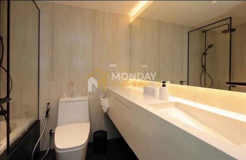 Lake Avenue Sukhumvit 16, Bangkok, Soi Sammitr Sukhumvit Road, Khlong Tan Nua, Watthana, Bangkok, 1 Bedroom, 76 sqm, Condo For Sale, by Neeranuch Somprasong, 500518640 - DDproperty.com