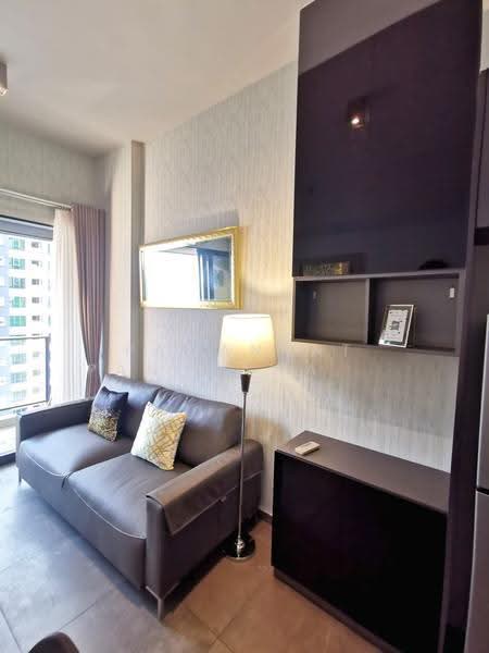 The Lofts Asoke, Bangkok, Sukhumvit 21 Road, Khlongtoei Nua, Watthana, Bangkok, 1 Bedroom, 35 sqm, Condo For Rent, by Pawanrat Panchawanon, 500518653 - DDproperty.com