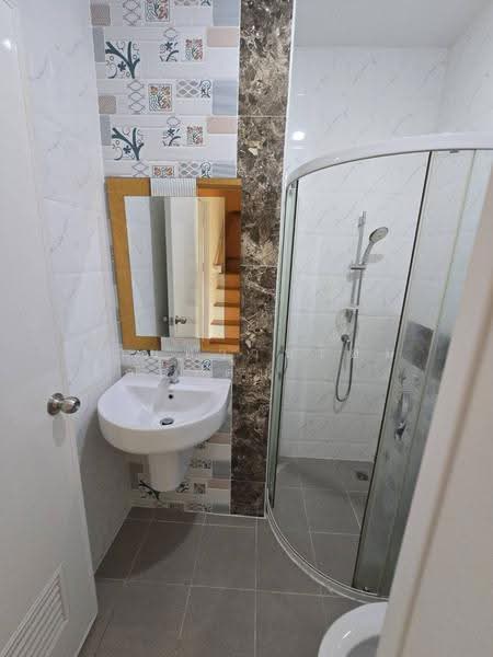 Golden Town Sathorn, Bangkok, Kanlapaphruek Road, Bangkhuntien, Chom Thong, Bangkok, 4 Bedrooms, 120 sqm, Townhouse For Sale, by คุณริช, 500518704 - DDproperty.com
