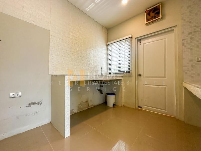 Centro Bangna Km.7, Samut Prakan, Buanakarin Road, Bang Kaeo, Bang Plee, Samut Prakan, 4 Bedrooms, 190 sqm, Single Detached House For Sale, by HOME Real Estate Service, 500518709 - DDproperty.com