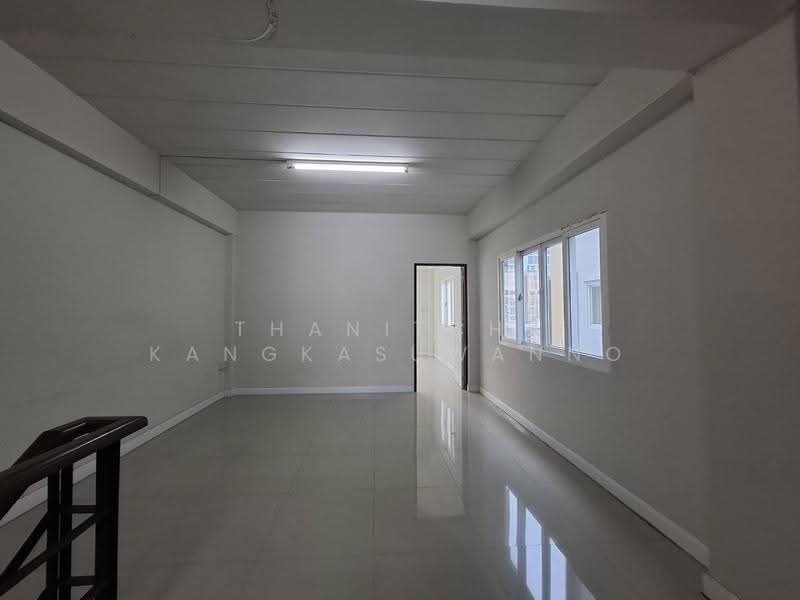 โครงการ สุวรรณภูมิทาวน์-ลาดกระบัง54, bangkok, Lat Krabang, Bangkok, , 192 sqm, Shophouse For Rent, by Thanitcha Kangkasuwanno, 500518712 - DDproperty.com