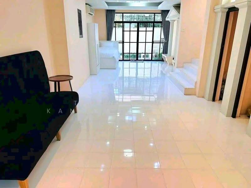 ทาวน์โฮม CHicha Castle สุขุมวิท31 เขตวัฒนา, Bangkok, Khlong Tan Nua, Watthana, Bangkok, 4 Bedrooms, 350 sqm, Townhouse For Rent, by Thanitcha Kangkasuwanno, 500518776 - DDproperty.com