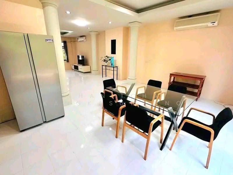 ทาวน์โฮม CHicha Castle สุขุมวิท31 เขตวัฒนา, Bangkok, Khlong Tan Nua, Watthana, Bangkok, 4 Bedrooms, 350 sqm, Townhouse For Rent, by Thanitcha Kangkasuwanno, 500518776 - DDproperty.com