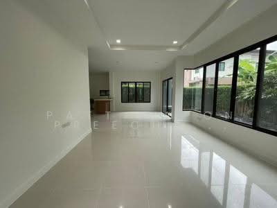 ขาย - Setthasiri Watcharapol : เศรษฐสิริ วัชรพล, กรุงเทพ