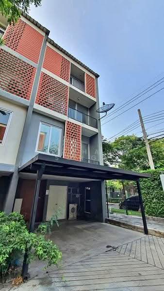 3-BR Townhouse, Bangkok, Khan Na Yao, Bangkok, 3 Bedrooms, 202 sqm, Townhouse For Sale, by Ratchanon Songthammakul, 500518801 - DDproperty.com