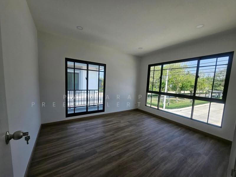 Passorn Romklao-Ramkhamhaeng, Bangkok, Romklao Soi 6/1, Min Buri, Bangkok, 4 Bedrooms, 197 sqm, Single Detached House For Sale, by Pattarapon Preechalertpiriya, 500518813 - DDproperty.com