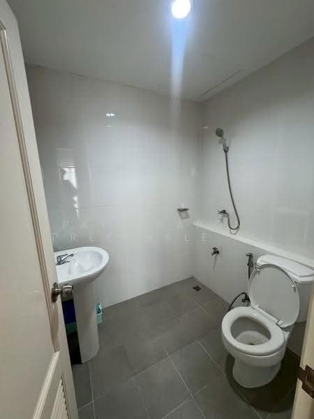 undefined, Bangkok, Si Khan, Don Mueang, Bangkok, 4 Bedrooms, 190 sqm, Townhouse For Sale, by Pattarapon Preechalertpiriya, 500518834 - DDproperty.com