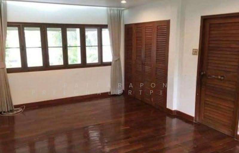 2-BR House, Bangkok, Lumphini, Pathum Wan, Bangkok, 2 Bedrooms, 250 sqm, Single Detached House For Rent, by Pattarapon Preechalertpiriya, 500518841 - DDproperty.com