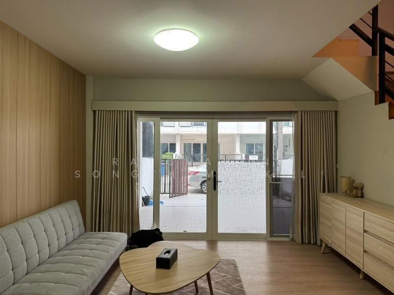 undefined, Bangkok, Si Khan, Don Mueang, Bangkok, 4 Bedrooms, 190 sqm, Townhouse For Sale, by Ratchanon Songthammakul, 500518847 - DDproperty.com