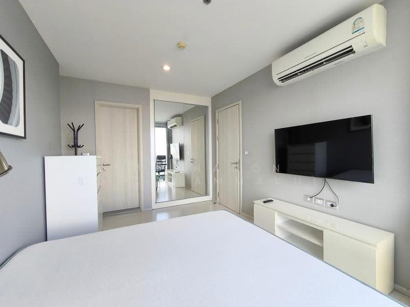 Rhythm Sukhumvit 42, Bangkok, Soi Sukhumvit 42, Sukhumvit Road, Phra Kanong, Khlong Toei, Bangkok, 1 Bedroom, 45 sqm, Condo For Rent, by Ratchanon Songthammakul, 500518851 - DDproperty.com