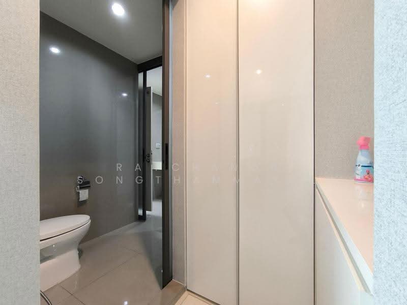 Rhythm Sukhumvit 42, Bangkok, Soi Sukhumvit 42, Sukhumvit Road, Phra Kanong, Khlong Toei, Bangkok, 1 Bedroom, 45 sqm, Condo For Rent, by Ratchanon Songthammakul, 500518851 - DDproperty.com