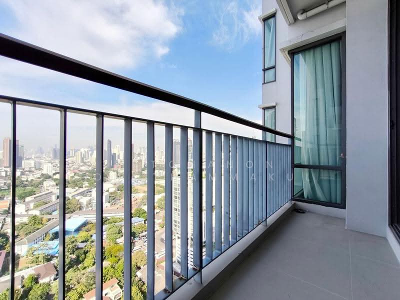 Rhythm Sukhumvit 42, Bangkok, Soi Sukhumvit 42, Sukhumvit Road, Phra Kanong, Khlong Toei, Bangkok, 1 Bedroom, 45 sqm, Condo For Rent, by Ratchanon Songthammakul, 500518851 - DDproperty.com